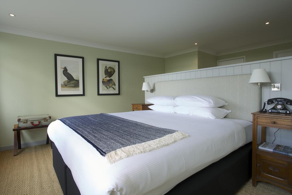 The Manor At Sway - Hotel, Restaurant And Gardens Номер фото