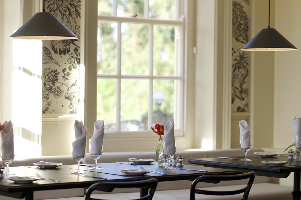 The Manor At Sway - Hotel, Restaurant And Gardens Екстер'єр фото