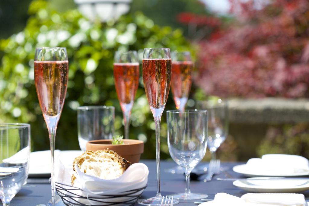 The Manor At Sway - Hotel, Restaurant And Gardens Екстер'єр фото