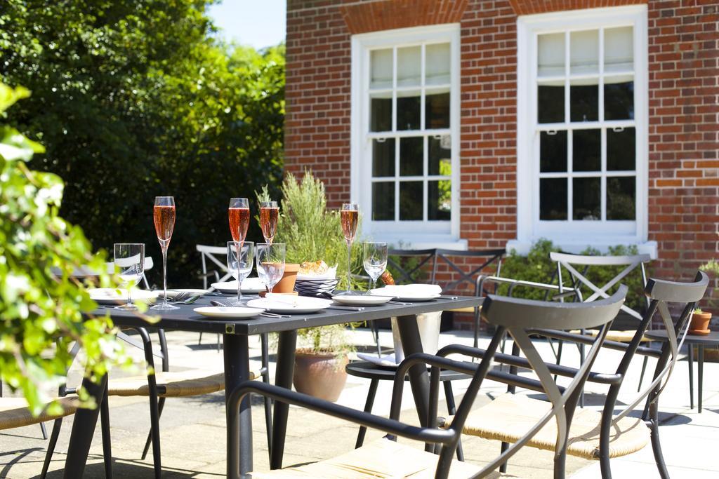 The Manor At Sway - Hotel, Restaurant And Gardens Екстер'єр фото