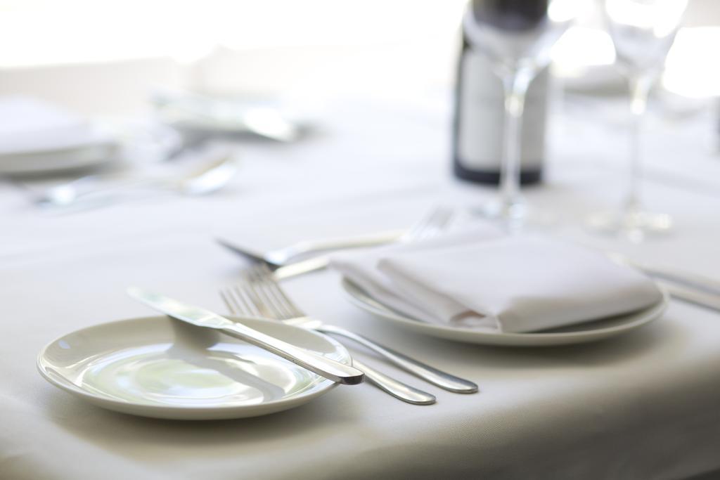 The Manor At Sway - Hotel, Restaurant And Gardens Екстер'єр фото